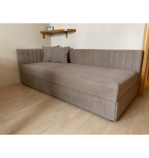 Тахта Роял с одним подлокотником на стационарном матрасе